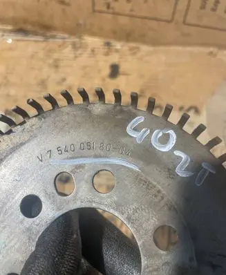 Skoda Fabia Mk2 (5J) Crankshaft position gear V75400518004