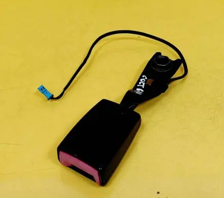 Mitsubishi Colt Front seatbelt buckle A4548600385