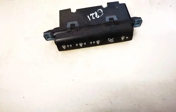 Passenger airbag on/off switch