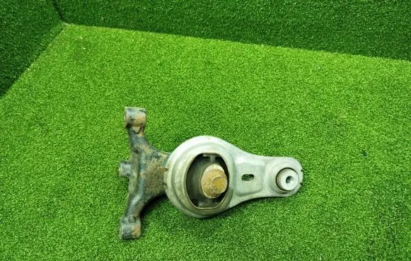 Renault Trafic III (X82) Engine mount bracket 93866731