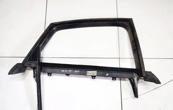 Audi A6 S6 C6 4F Rear door window/glass frame 4F0867370 4F0867370C