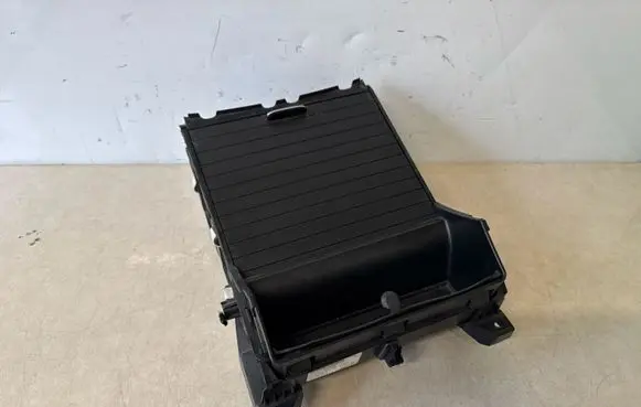 Mercedes-Benz ML W166 Cup holder front 