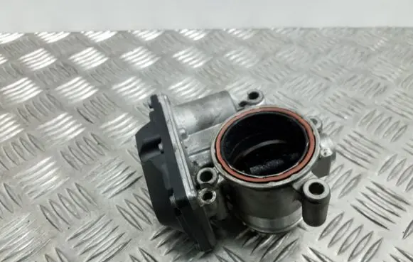 Audi A4 S4 B8 8K Throttle valve 03L128063E