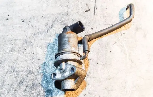Audi A3 S3 A3 Sportback 8P EGR valve 06A131501F