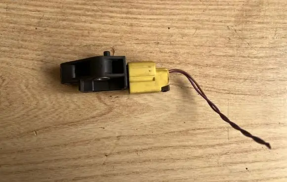 Audi A6 S6 C6 4F Airbag deployment crash/impact sensor 4F0959651
