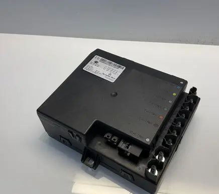 Mercedes-Benz S W221 Battery control module A2215400401 A2215458232 A2214420655