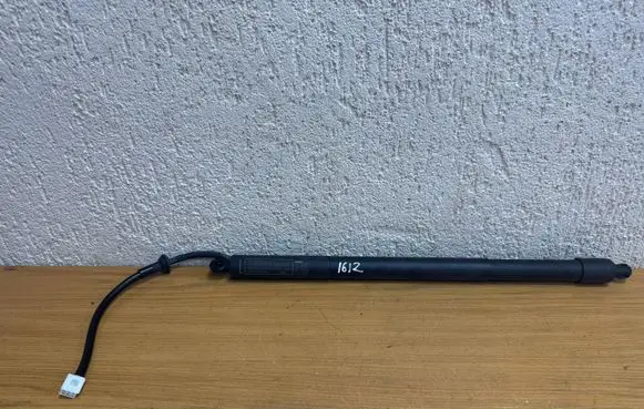 Lexus NX Tailgate/trunk strut/damper 6892078032