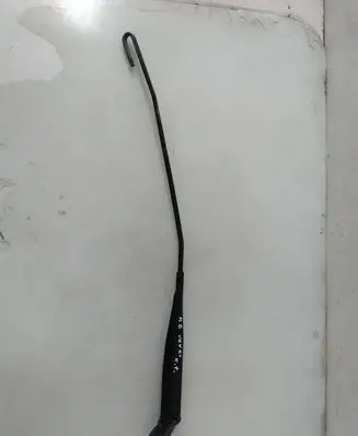 Mercedes-Benz Vaneo W414 Front wiper blade arm