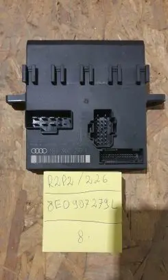 Audi A4 S4 B7 8E 8H Light module LCM 8E0907279L