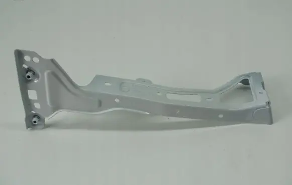 Audi A4 S4 B9 Fender mounting bracket 8W0821135C