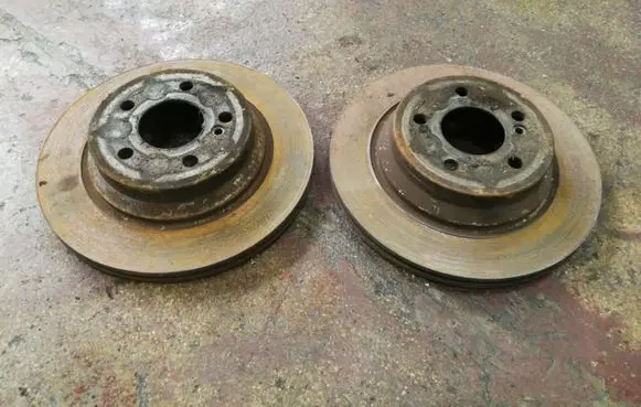 Mercedes-Benz E W211 Rear brake disc
