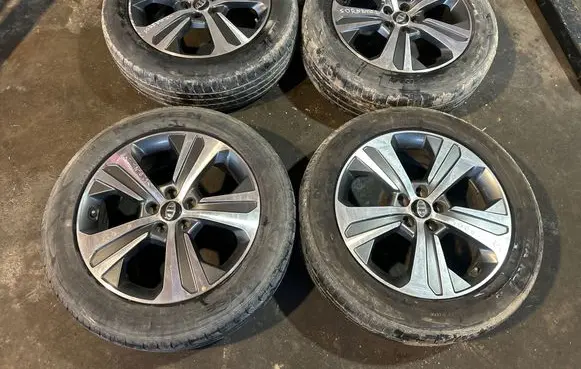 KIA Sorento R19 alloy rim 52910C5710