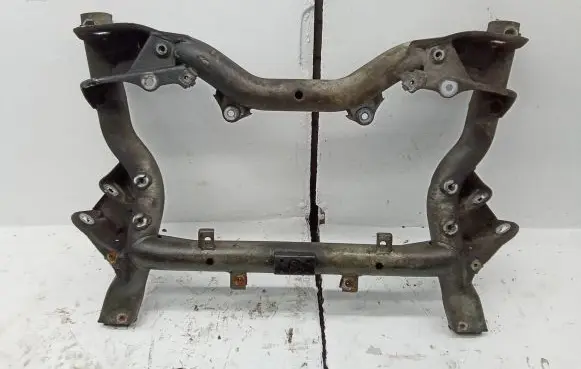 Mercedes-Benz C W204 Front subframe