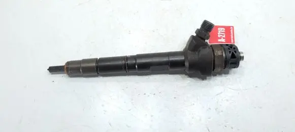 Volkswagen PASSAT B7 Fuel injector 03L130277J