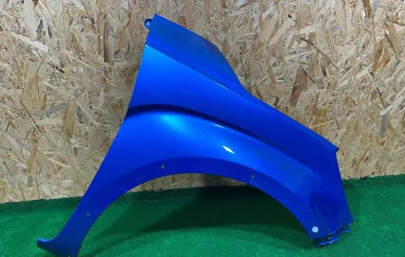 Suzuki Ignis Fender