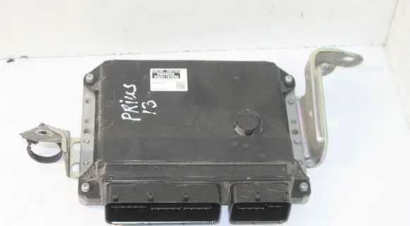 Toyota Prius (XW30) Engine control unit/module 8966147590
