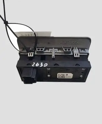Jaguar XF X250 Tailgate opening switch 10400976890