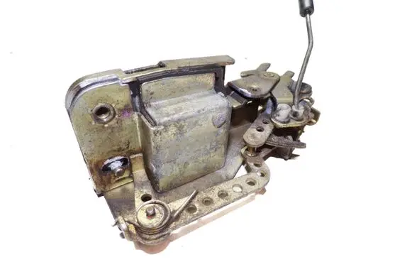 Volkswagen Multivan T4 Front door lock 701837016E
