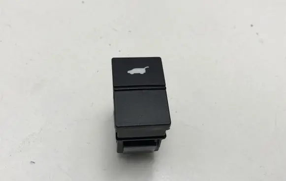 Honda HR-V Tailgate/trunk/boot open switch M64747
