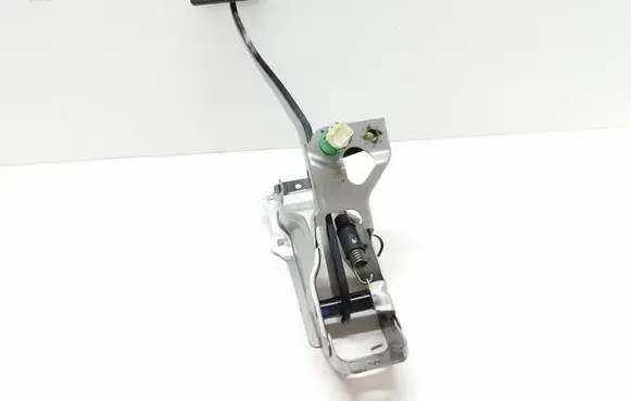 Honda Insight Brake pedal TF0G8