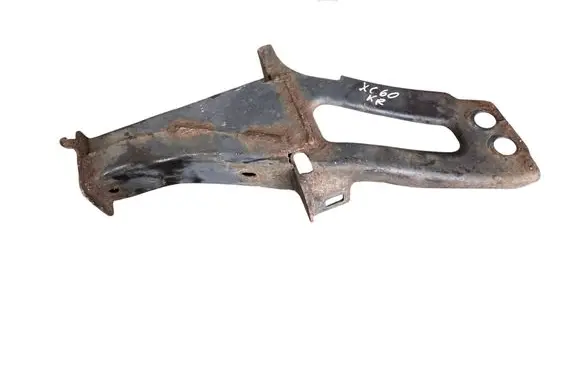 Volvo XC60 Radiator mount bracket 
