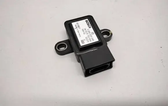 BMW X5 E53 ESP acceleration yaw rate sensor 34526753694 0018031 0265005248