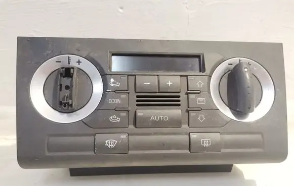 Audi A3 S3 8P Climate control unit 8P08200435PR