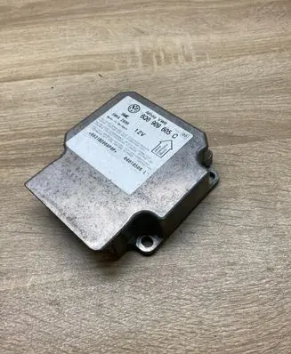 Volkswagen PASSAT B5.5 Airbag control unit/module 6Q0909605C 5WK42900