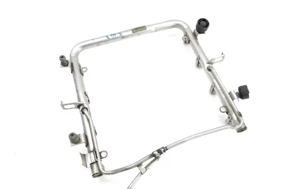 Volkswagen Touareg I Fuel main line pipe 077133681AB 0310045151