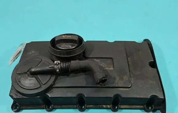 Skoda Octavia Mk2 (1Z) Rocker cam cover 03G103469N IMPRK1486164