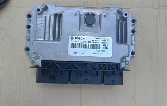 Renault Twingo III Engine control unit/module ECU 0261S12022 237105748R