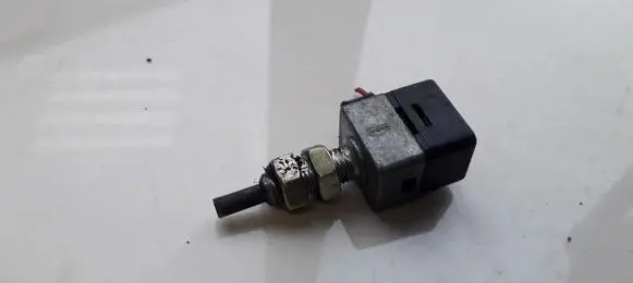 Clutch pedal sensor