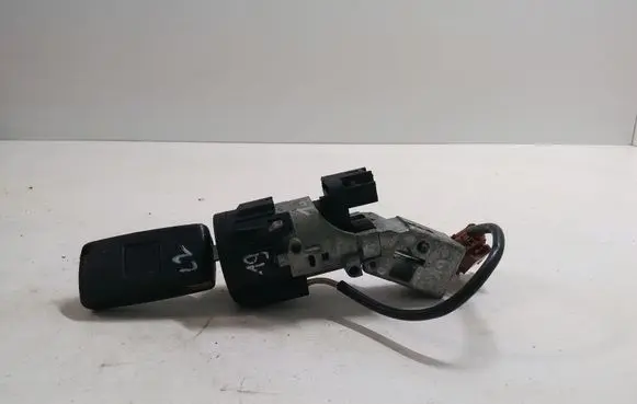 Peugeot 407 Ignition lock N0502073