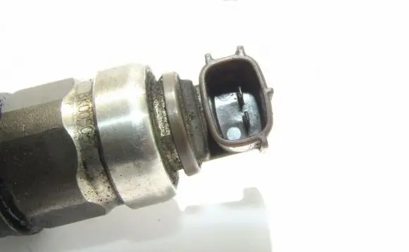 Subaru Outback Fuel injector