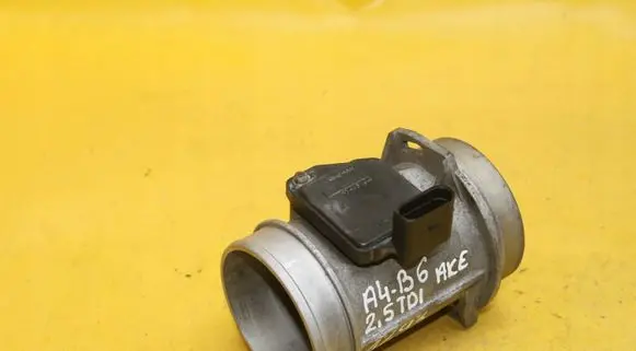 Audi A4 S4 B6 8E 8H Mass air flow meter 059906461D