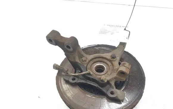 Opel Zafira A Front wheel hub spindle knuckle
