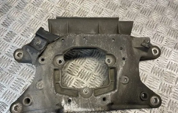 Audi A4 S4 B8 8K Gearbox mounting bracket 8K0399263K