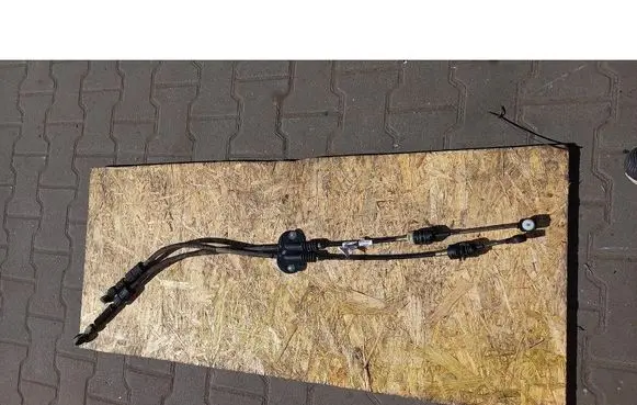 Gear shift cable linkage