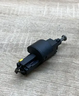 Opel Zafira A Clutch pedal sensor 09132299 09175172 09175185