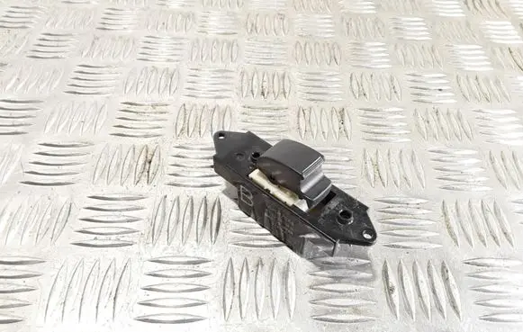 Mitsubishi Outlander Electric window control switch MR587944 C8DD411MB