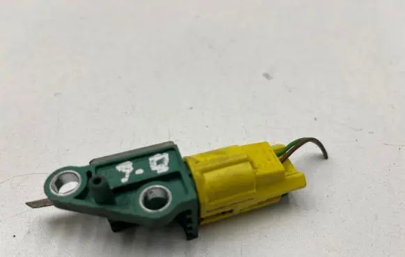 Volkswagen PASSAT B6 Airbag deployment crash/impact sensor 3c0909606