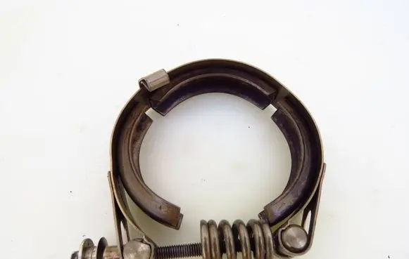 Volvo XC60 Muffler pipe connector clamp 31293372