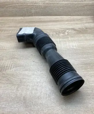 Mercedes-Benz ML W166 Air intake duct part A1660940487