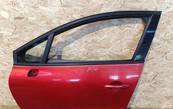 Renault Clio IV Front door 