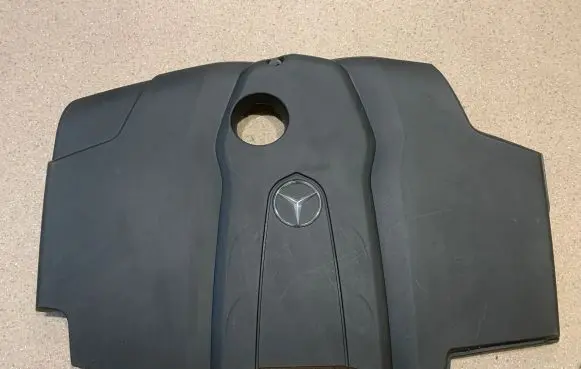 Mercedes-Benz GLC X253 C253 Engine cover (trim) A6510108512