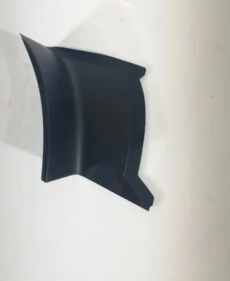Porsche Macan (95B) Rear/tail light trim molding 95B945310F
