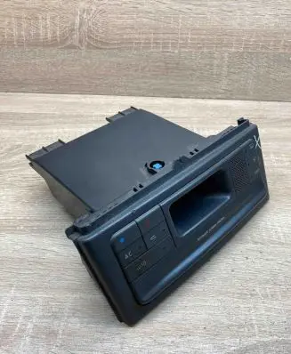 Renault Laguna I Climate control unit 7700425674