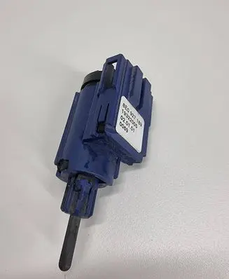 Audi A4 S4 B6 8E 8H Brake pedal sensor switch 8E0927189 19322005 0069