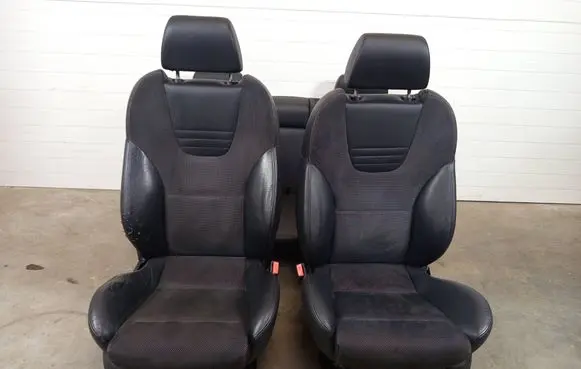 Ford Mondeo Mk III Seat set FOTELRECAROSEDAN
