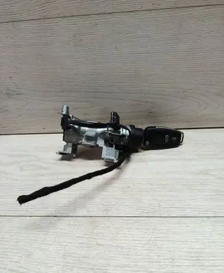 Audi A3 S3 8P Ignition lock 1K0905865B 04153590